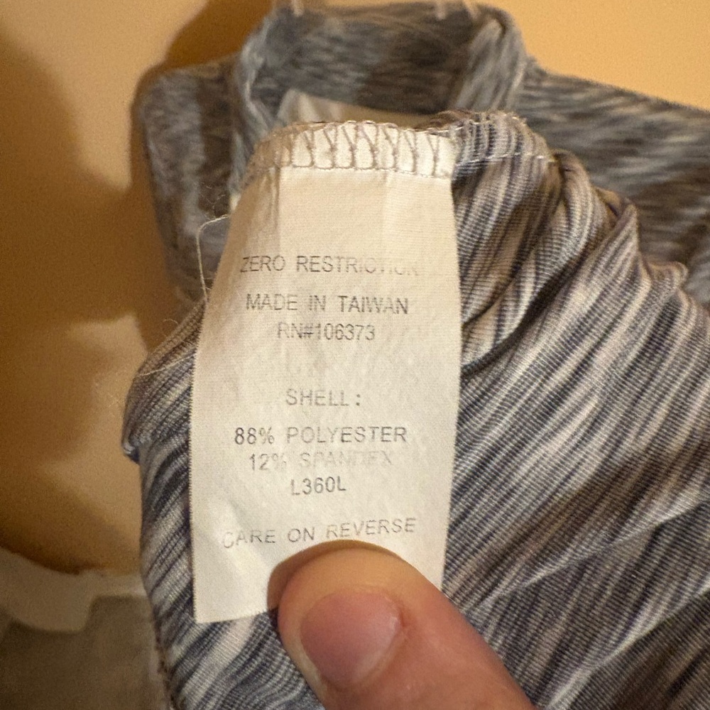 Zero Restriction Shae Half-Zip Pullover Top In Si… - image 8